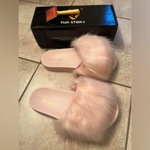 Pink Faux Fur Slides